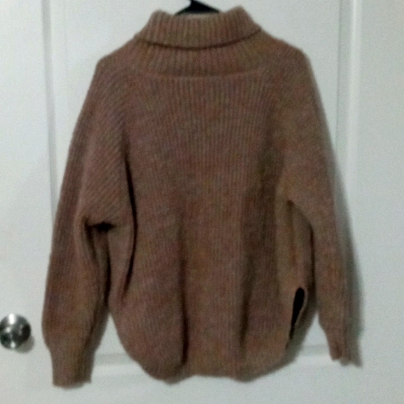 Unsure Sweaters - I'm selling the most comfy sweater! The